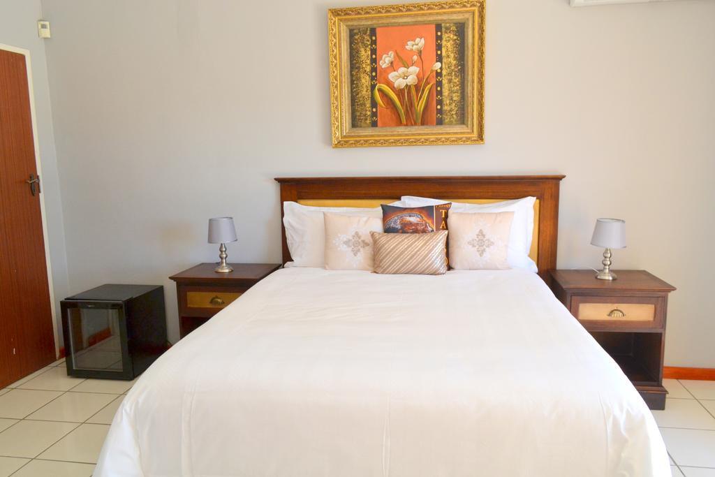 Jakobs Guesthouse & Cottage East London Cameră foto